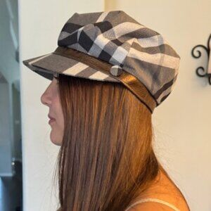 Burberry London Women’s Newsboy Check Hat Size M Copper 3341651883 NWT